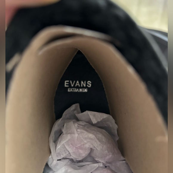 Elsa Fur Lined Ankle Boots-Size 7 - Picture 10 of 11